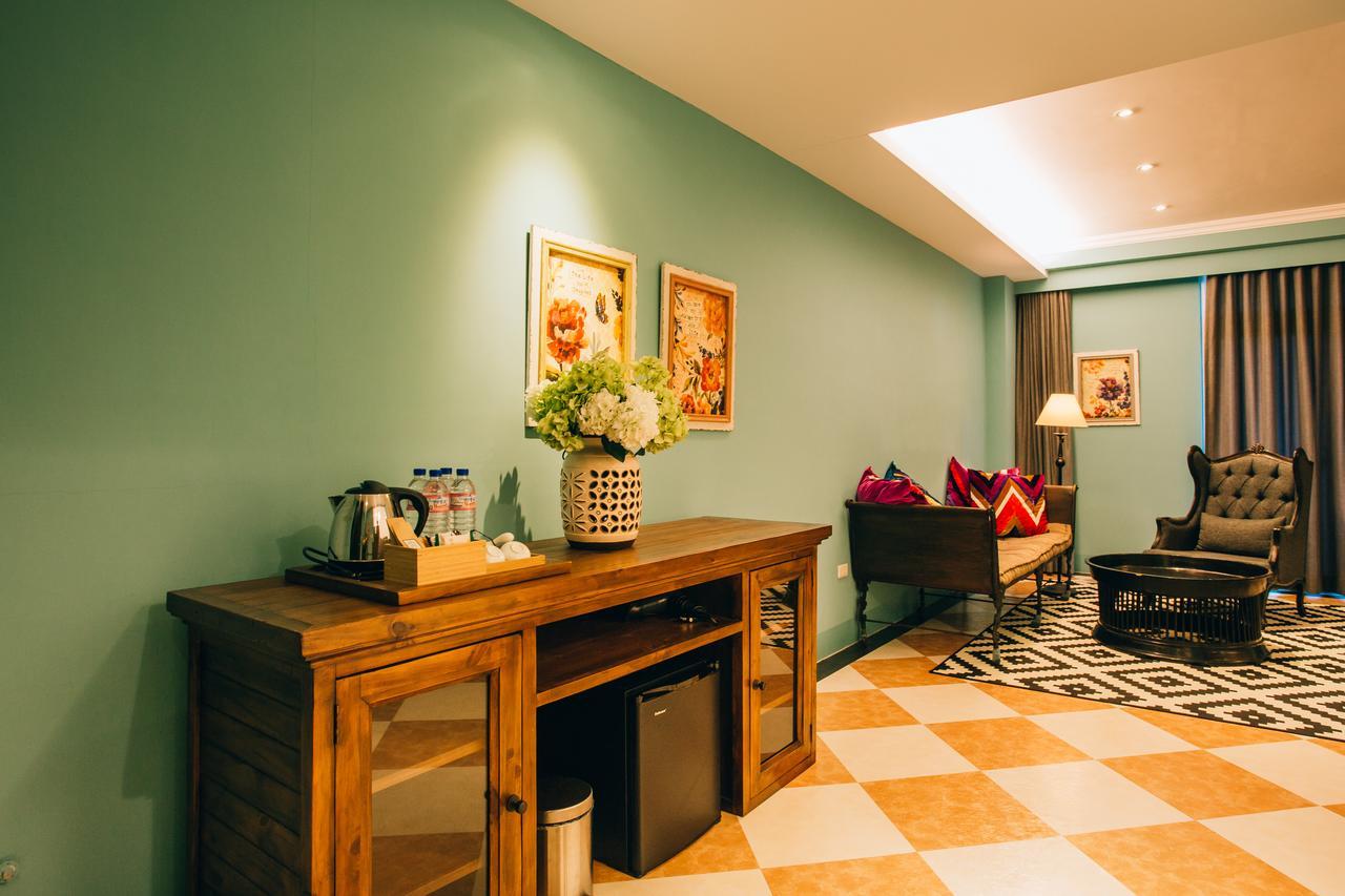 Look Bed And Breakfast Yuchi Dış mekan fotoğraf